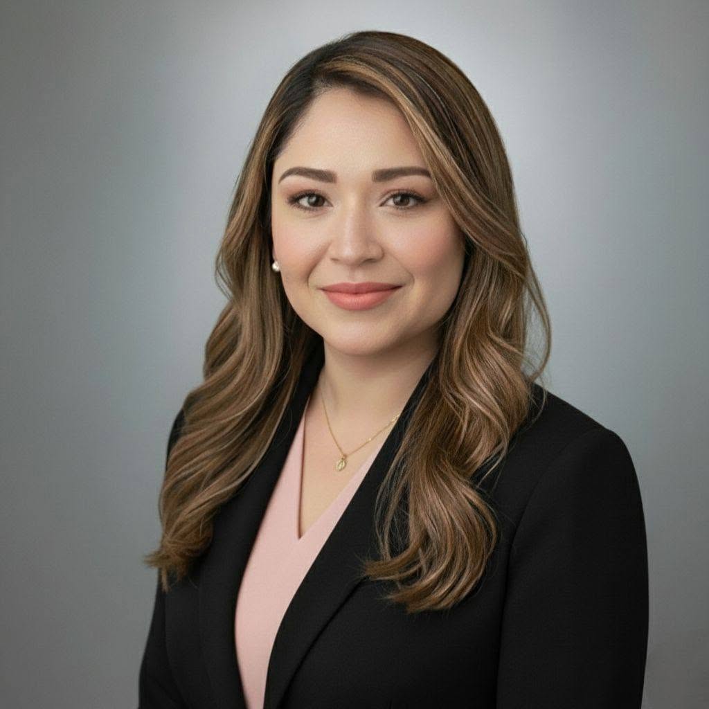 Adriana Guillen Tejeda / Insurance Agent